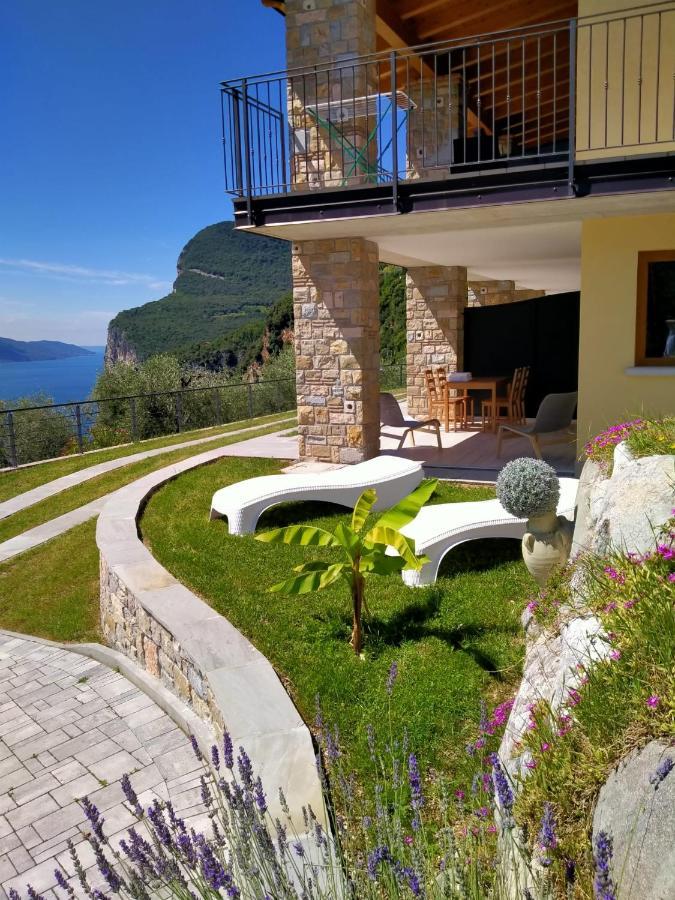 Appartamenti Villa Vagne By Gardadomusmea Tremosine Exterior photo